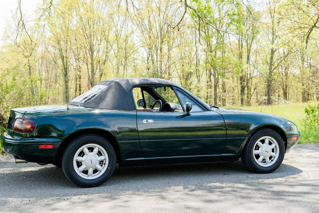 1991 Mazda NA MX-5 Miata - Image 9 of 31