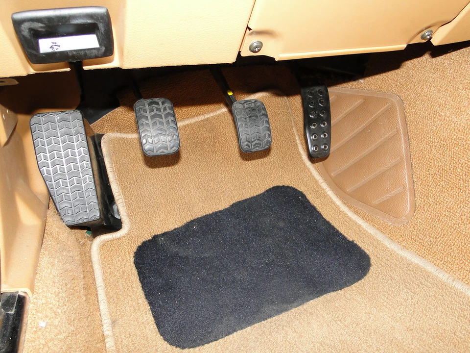 1991 Mazda NA MX-5 Miata - Image 25 of 31