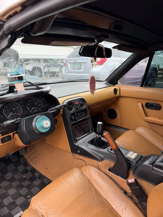 1991 Mazda NA MX-5 Miata - Image 6 of 9