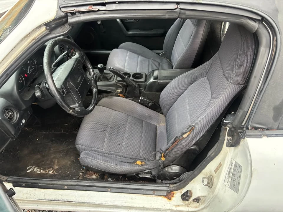 1991 Mazda NA MX-5 Miata - Image 8 of 9