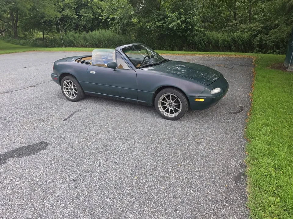 1991 Mazda NA MX-5 Miata - Image 5 of 8