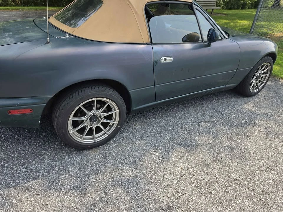 1991 Mazda NA MX-5 Miata - Image 2 of 8