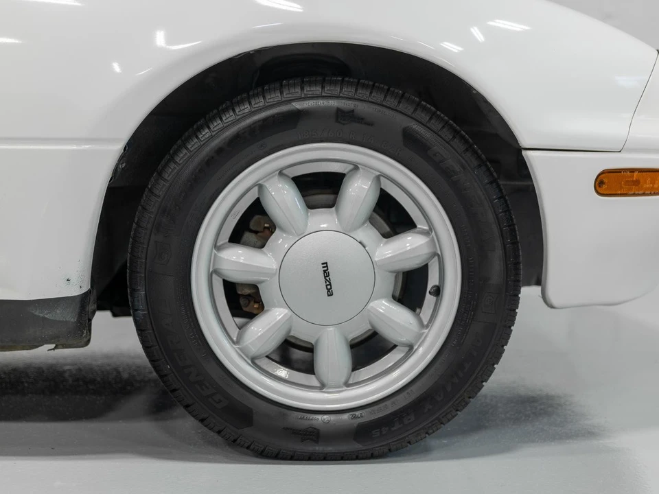 1991 Mazda NA MX-5 Miata - Image 24 of 31