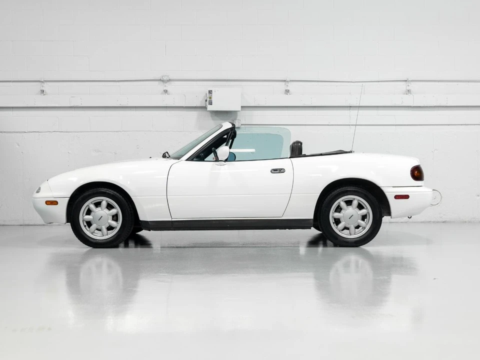 1991 Mazda NA MX-5 Miata - Image 12 of 31