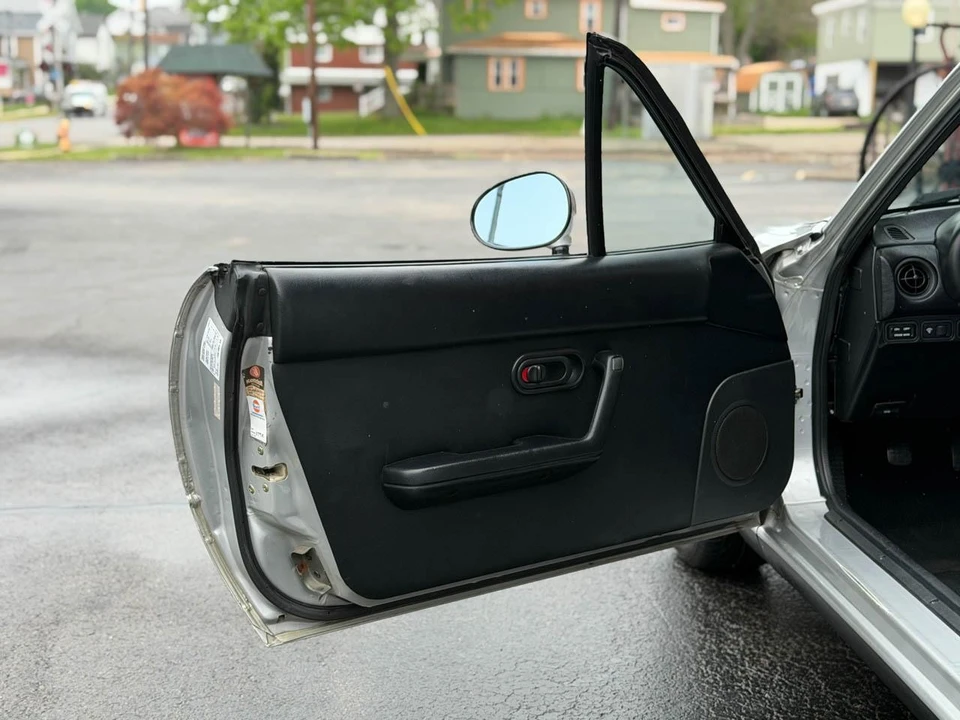 1991 Mazda NA MX-5 Miata - Image 22 of 31
