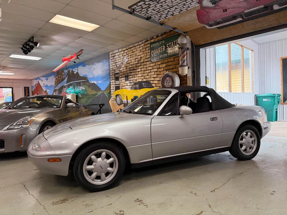 1991 Mazda NA MX-5 Miata - Image 3 of 31