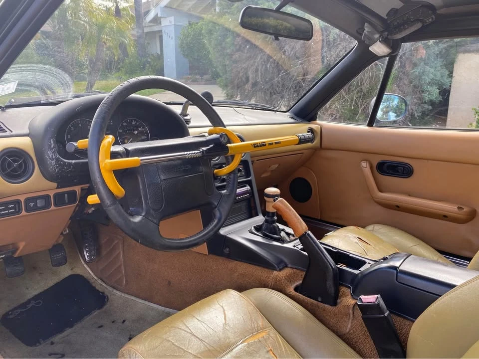 1991 Mazda NA MX-5 Miata - Image 4 of 7