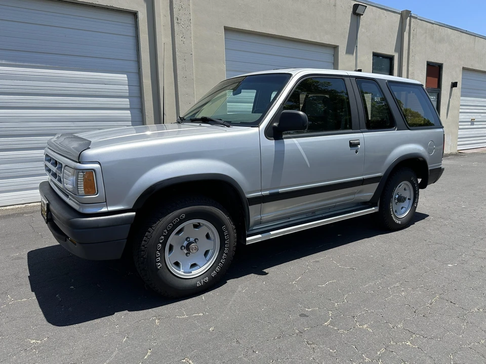1991 Mazda - Image 2 of 31