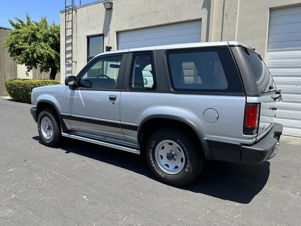 1991 Mazda - Image 12 of 31