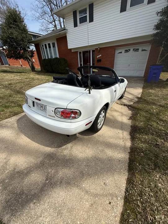 1991 Mazda NA MX-5 Miata - Image 9 of 14