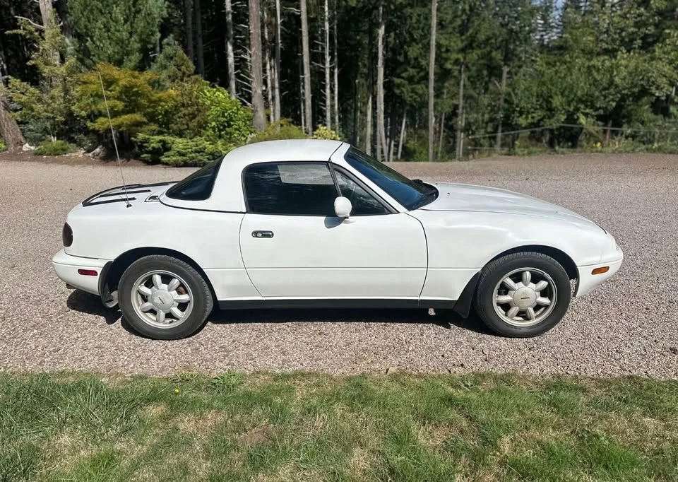 1991 Mazda NA MX-5 Miata - Image 2 of 10