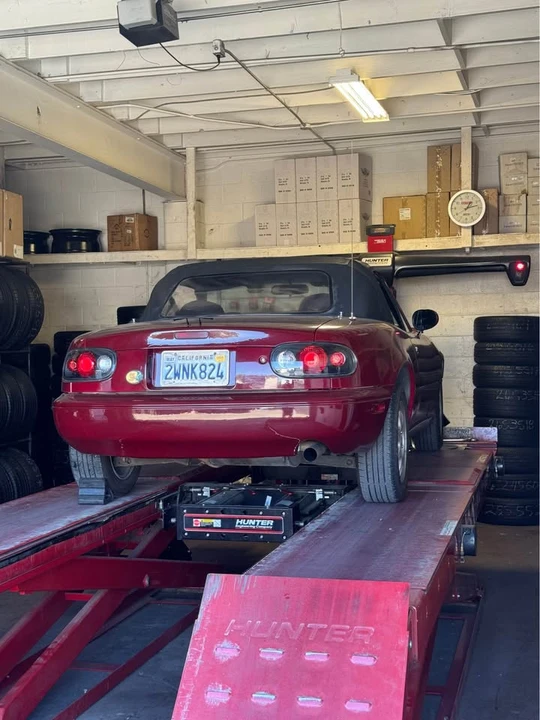 1991 Mazda NA MX-5 Miata - Image 9 of 10