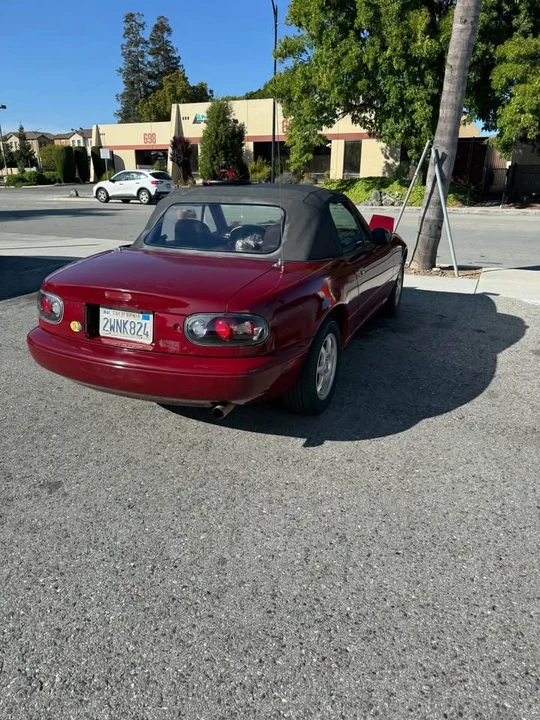 1991 Mazda NA MX-5 Miata - Image 6 of 10