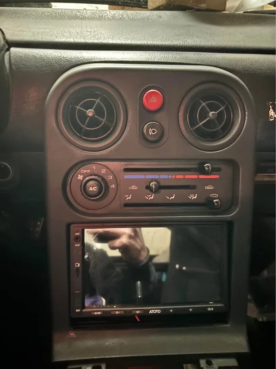 1991 Mazda NA MX-5 Miata - Image 3 of 4