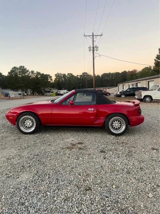 1991 Mazda NA MX-5 Miata - Image 6 of 7