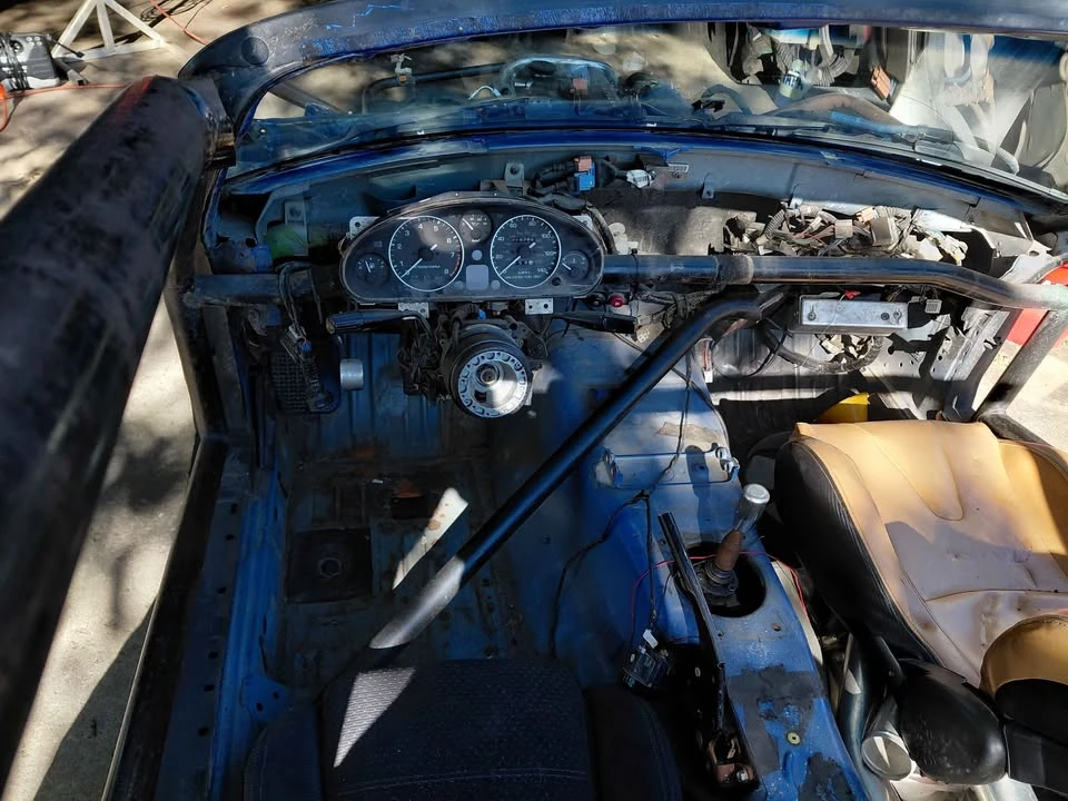 1991 Mazda NA MX-5 Miata - Image 6 of 6