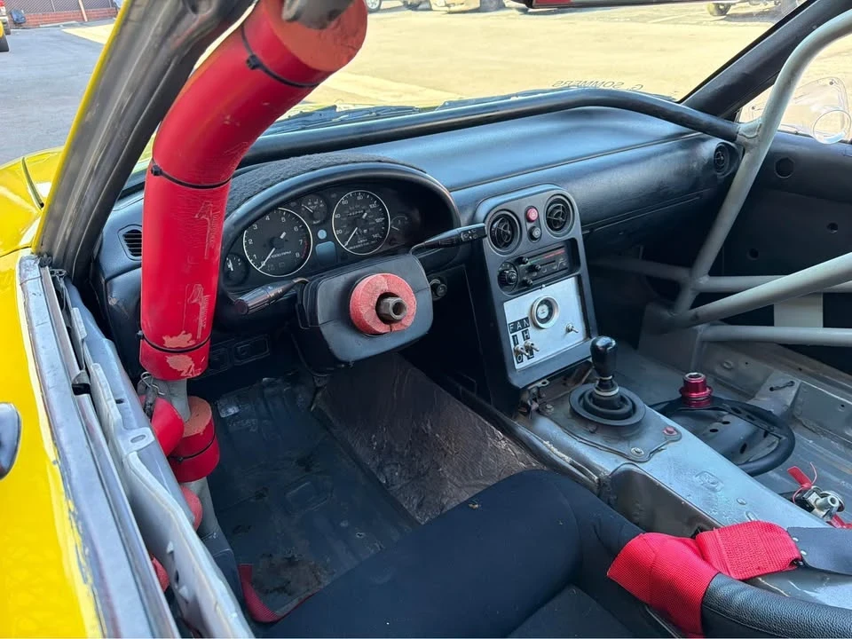 1991 Mazda NA MX-5 Miata - Image 3 of 3