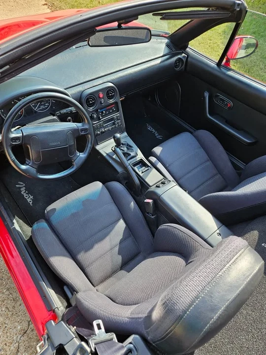 1991 Mazda NA MX-5 Miata - Image 2 of 8