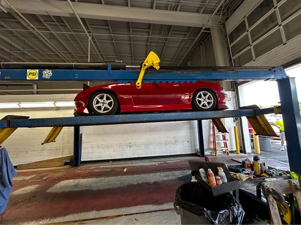 1991 Mazda NA MX-5 Miata - Image 4 of 12