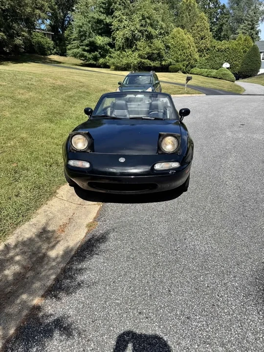 1991 Mazda NA MX-5 Miata - Image 4 of 11