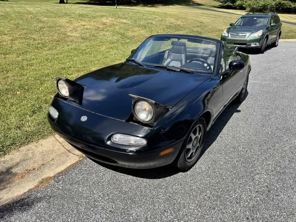 1991 Mazda NA MX-5 Miata - Image 2 of 11