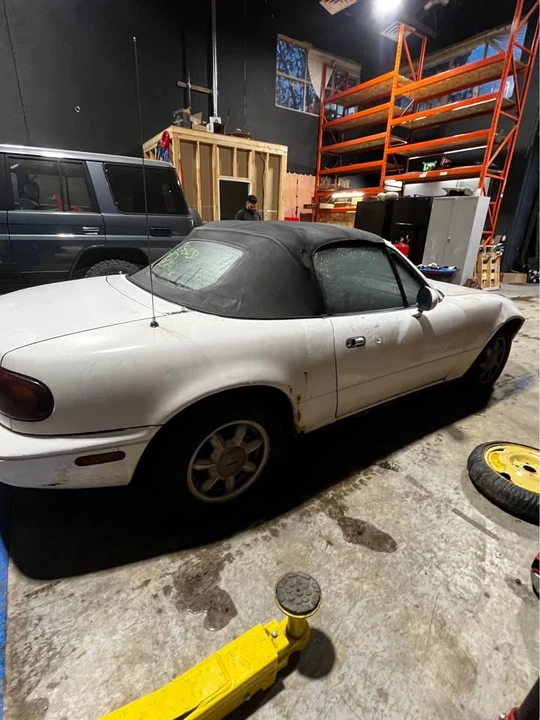 1991 Mazda NA MX-5 Miata - Image 7 of 16
