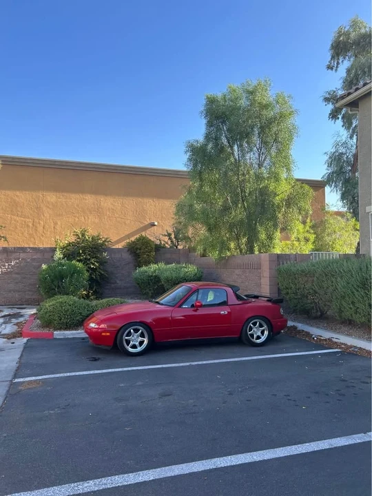 1991 Mazda NA MX-5 Miata - Image 3 of 11
