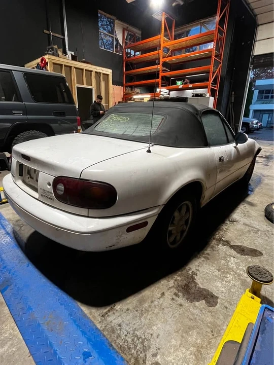 1991 Mazda NA MX-5 Miata - Image 6 of 16