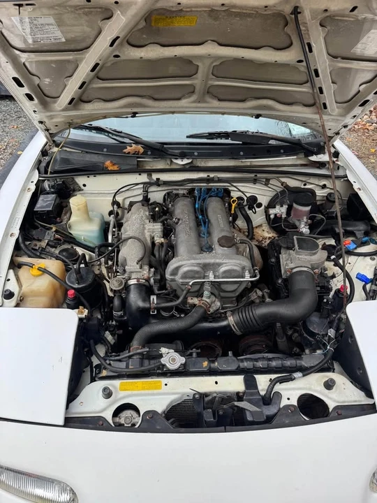 1991 Mazda NA MX-5 Miata - Image 5 of 8