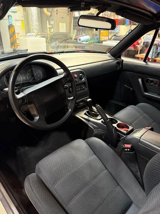 1991 Mazda NA MX-5 Miata - Image 7 of 10
