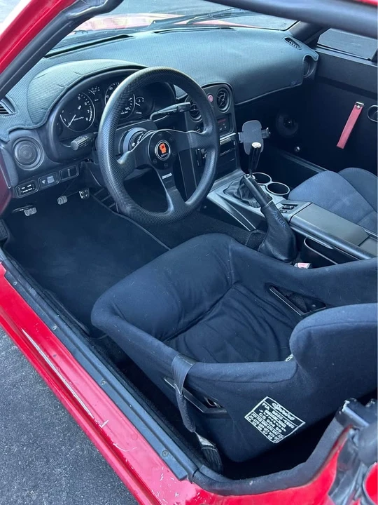 1991 Mazda NA MX-5 Miata - Image 5 of 11