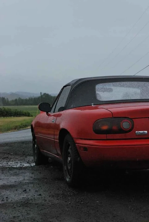 1991 Mazda NA MX-5 Miata - Image 2 of 9