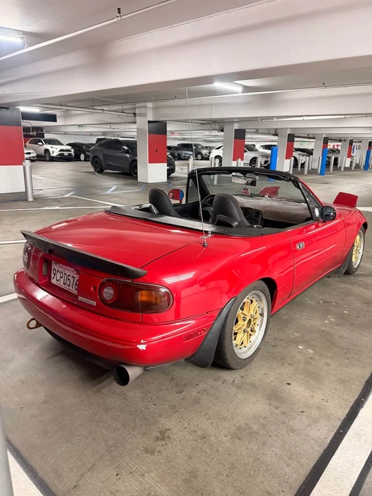 1991 Mazda NA MX-5 Miata - Image 4 of 9