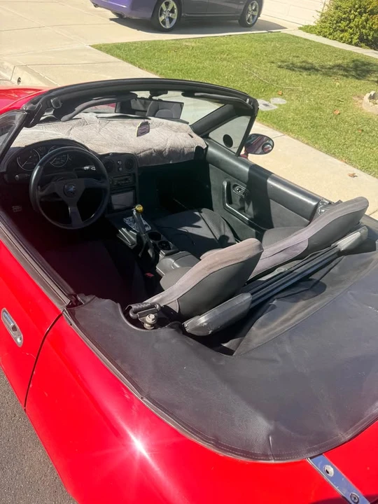 1991 Mazda NA MX-5 Miata - Image 5 of 9