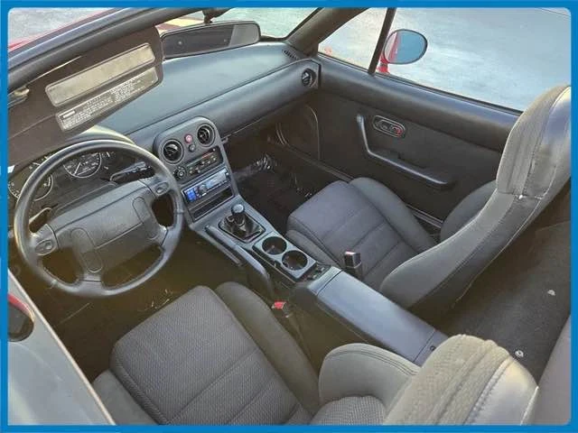 1991 Mazda NA MX-5 Miata - Image 5 of 6