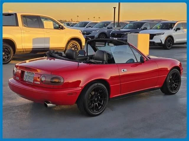 1991 Mazda NA MX-5 Miata - Image 3 of 6
