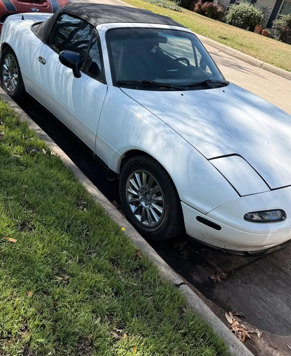 1991 Mazda NA MX-5 Miata - Image 2 of 20