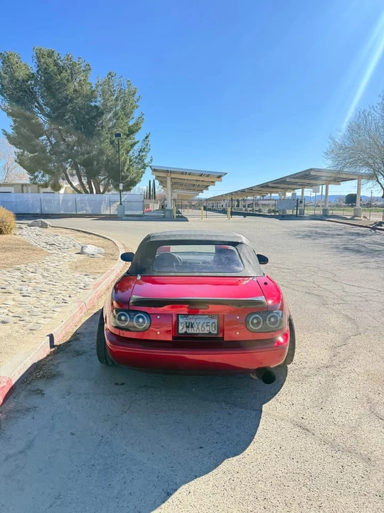 1991 Mazda NA MX-5 Miata - Image 4 of 4