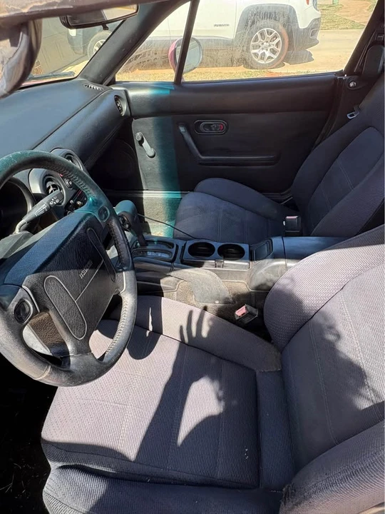 1991 Mazda NA MX-5 Miata - Image 5 of 9