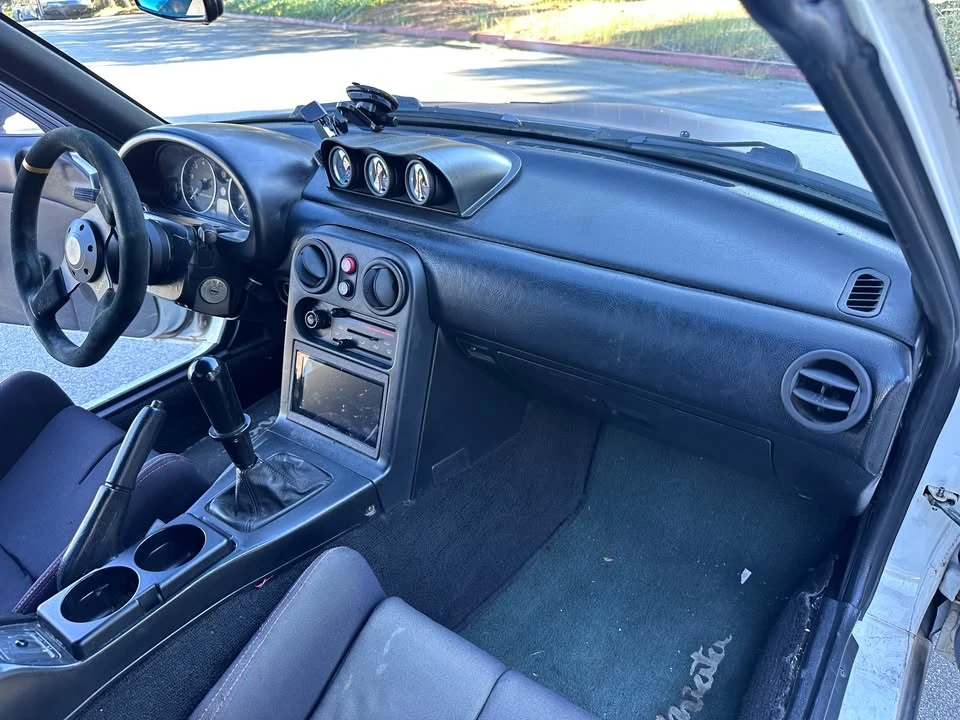 1991 Mazda NA MX-5 Miata - Image 13 of 19