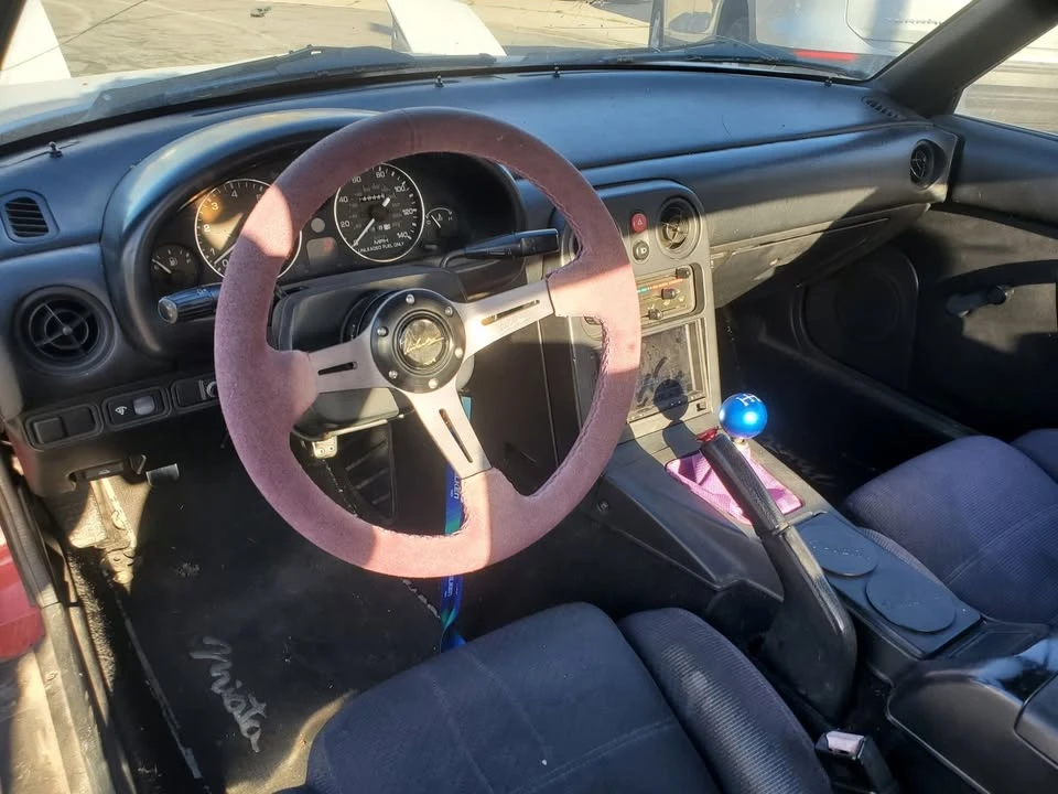 1991 Mazda NA MX-5 Miata - Image 12 of 13