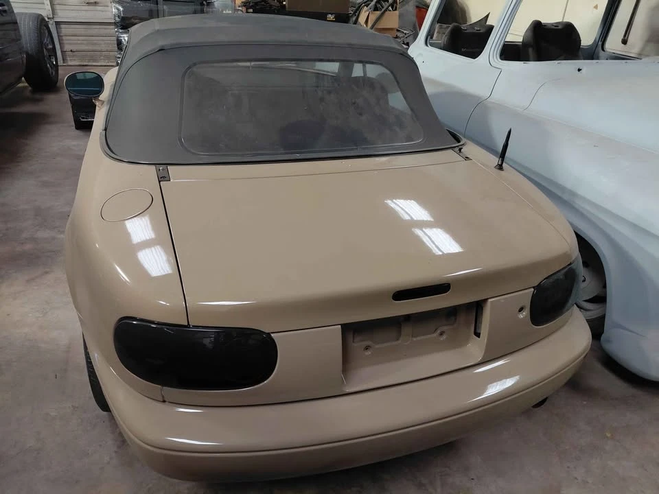 1991 Mazda NA MX-5 Miata - Image 4 of 9