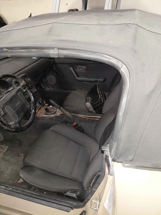 1991 Mazda NA MX-5 Miata - Image 8 of 9