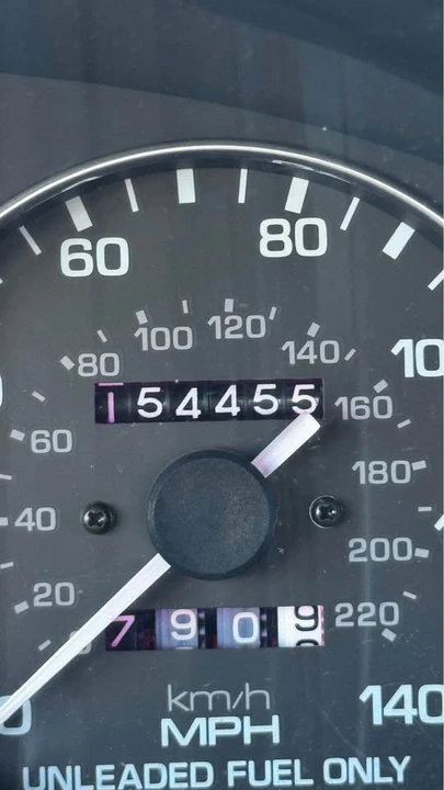 1991 Mazda NA MX-5 Miata - Image 9 of 11