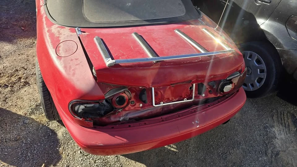 1991 Mazda NA MX-5 Miata - Image 4 of 10