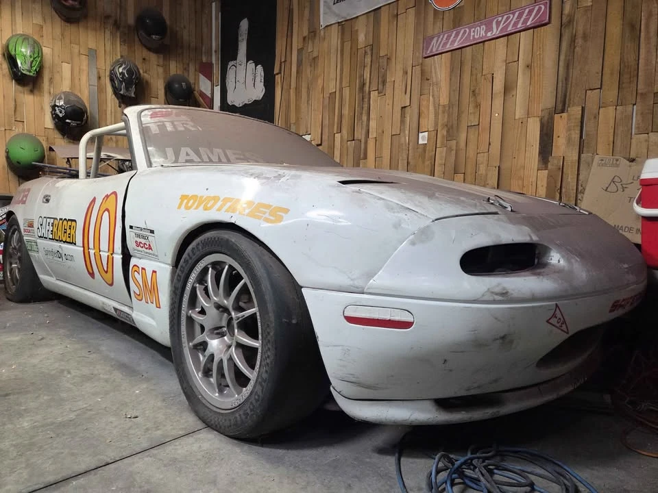 1991 Mazda NA MX-5 Miata - Image 2 of 4