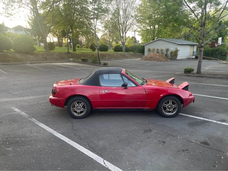 1991 Mazda NA MX-5 Miata - Image 5 of 9