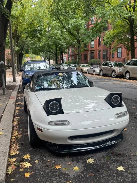 1991 Mazda NA MX-5 Miata - Image 2 of 7