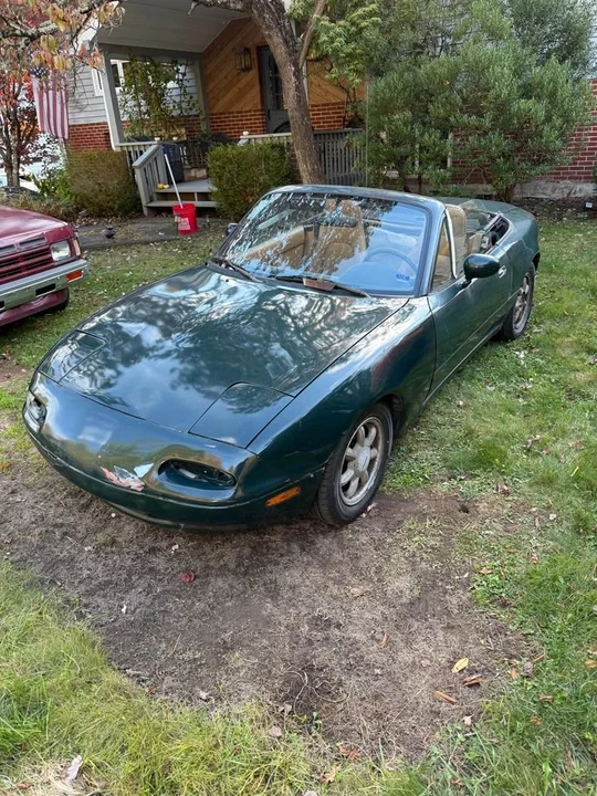1991 Mazda NA MX-5 Miata - Image 2 of 10