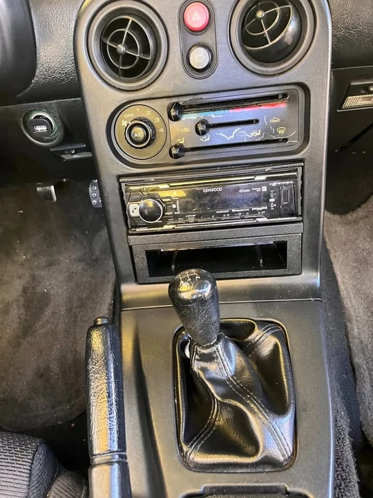 1991 Mazda NA MX-5 Miata - Image 4 of 14